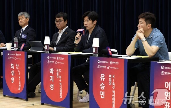 朴智星:韩国足球革新委员会仅提建议,无权决定足协主席与主帅